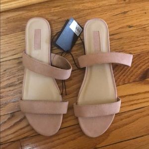 NWT Forever 21 blush sandals